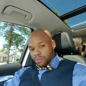 Meet your Posher, Desmond